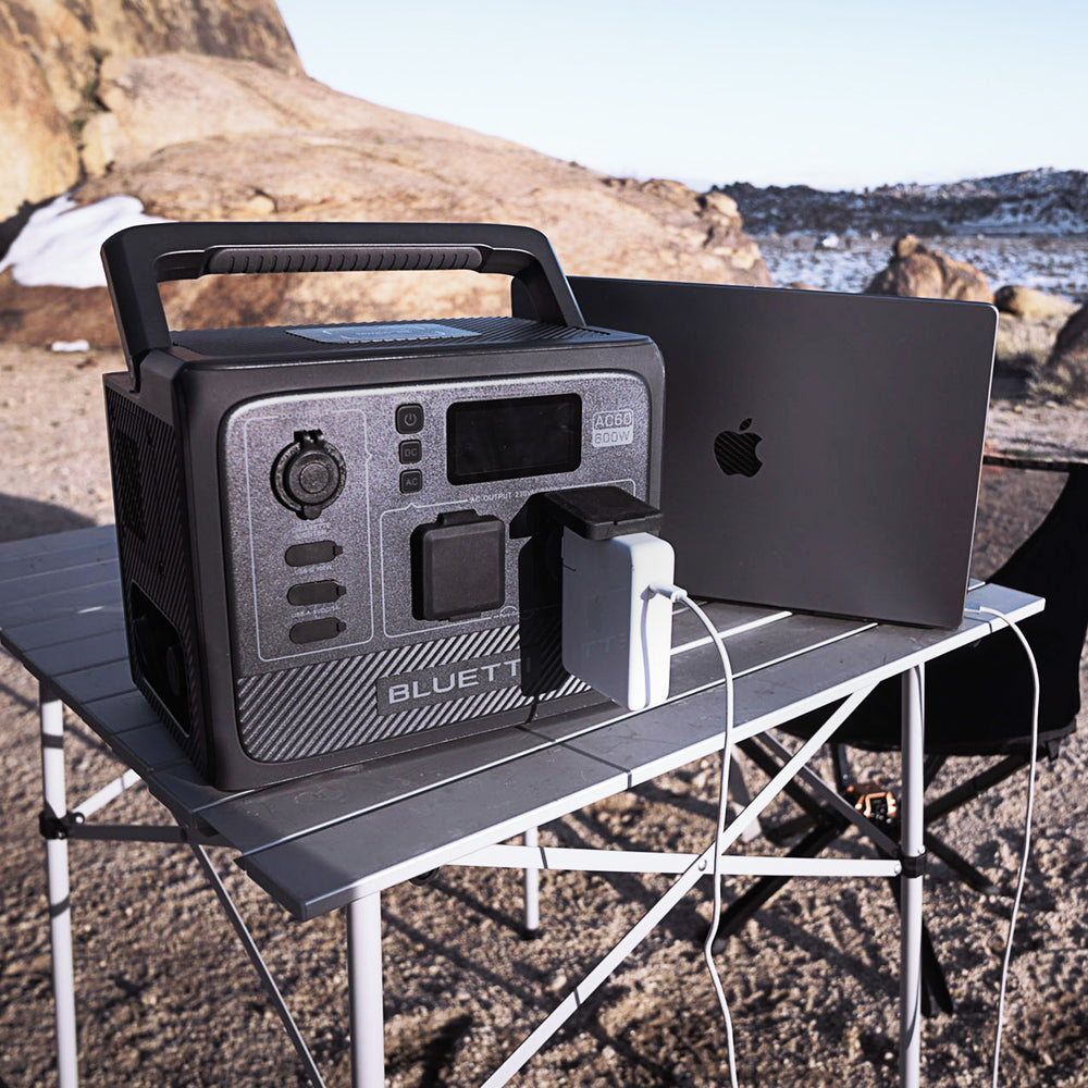 BLUETTI AC60 Power Station Portatile | 600W 403Wh